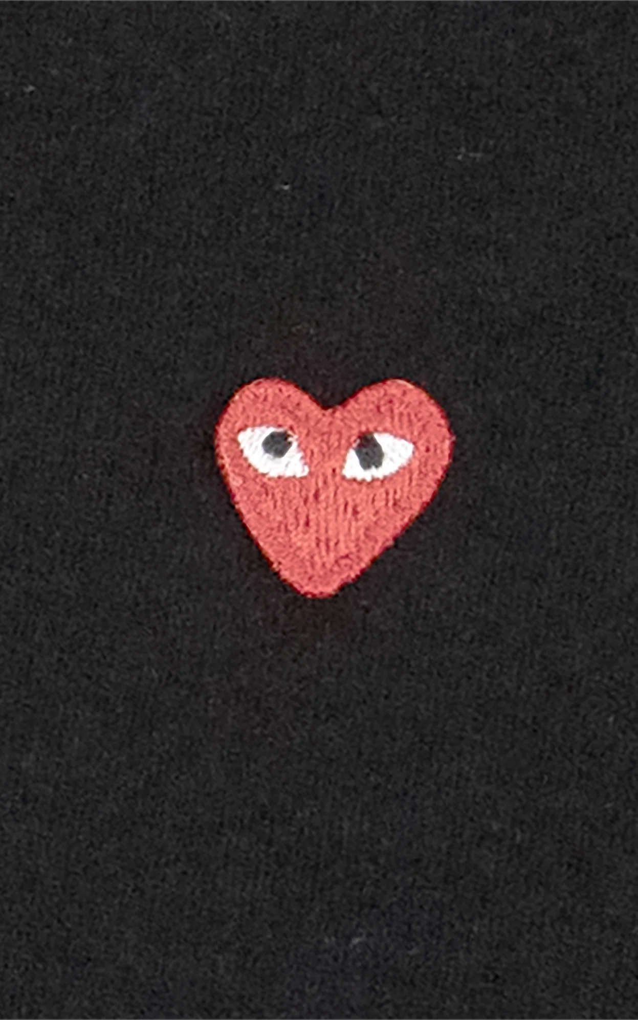 PLAY CDG T-SHIRT-BLACK/SMALL RED HEART EMBLEM – Image 3