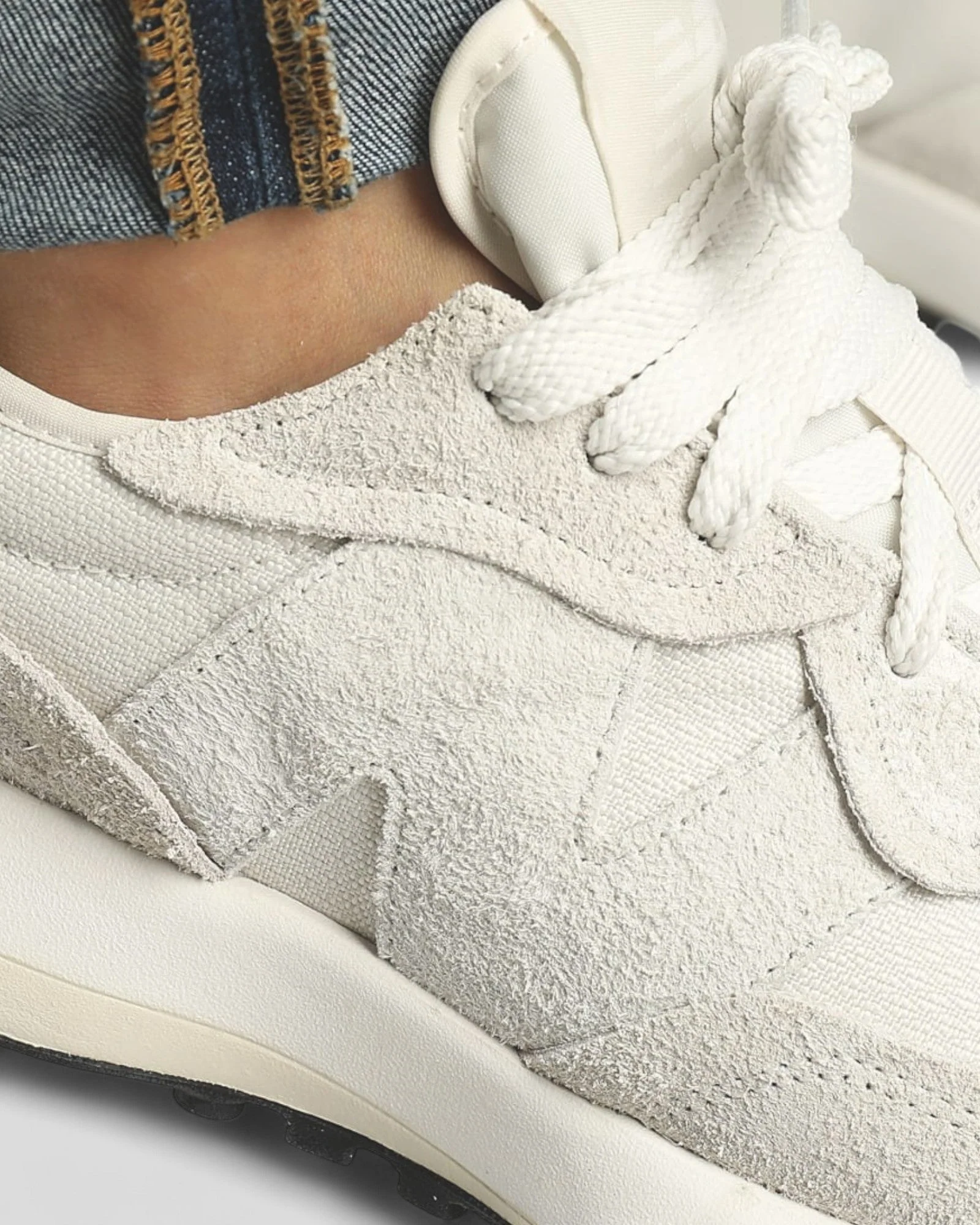 New Balance || U327WTH - Linen/ Sea Salt – Image 2