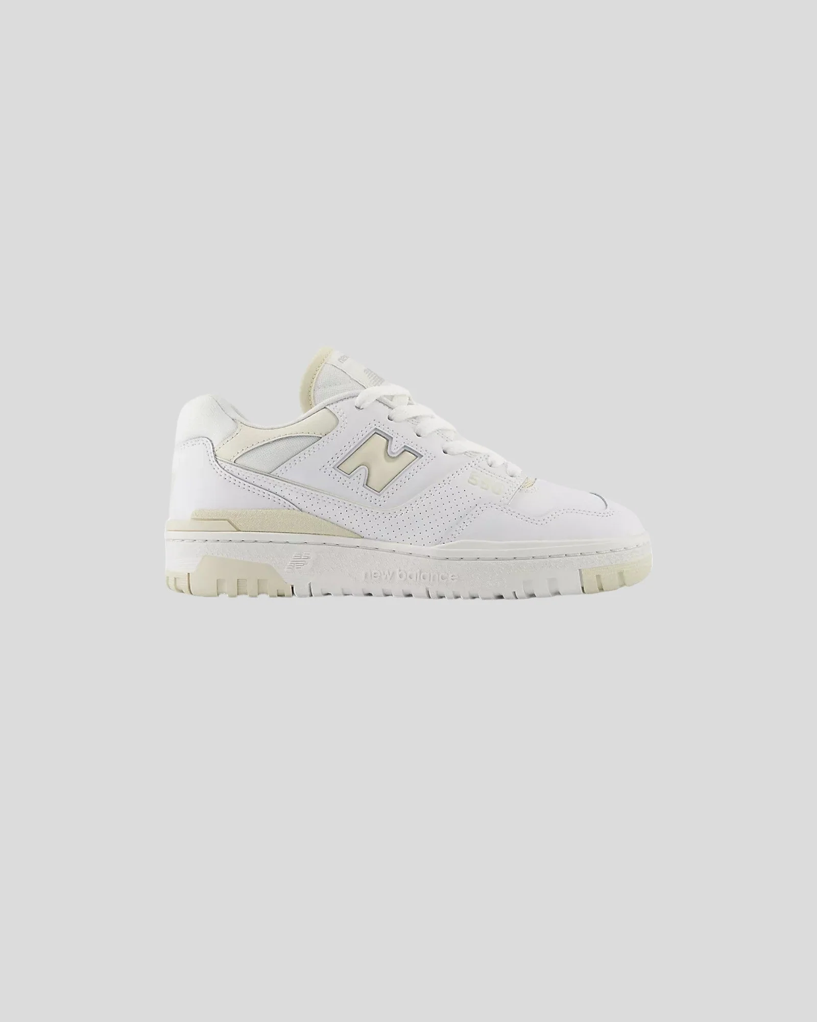 New Balance || BBW550BK - White/ Linen