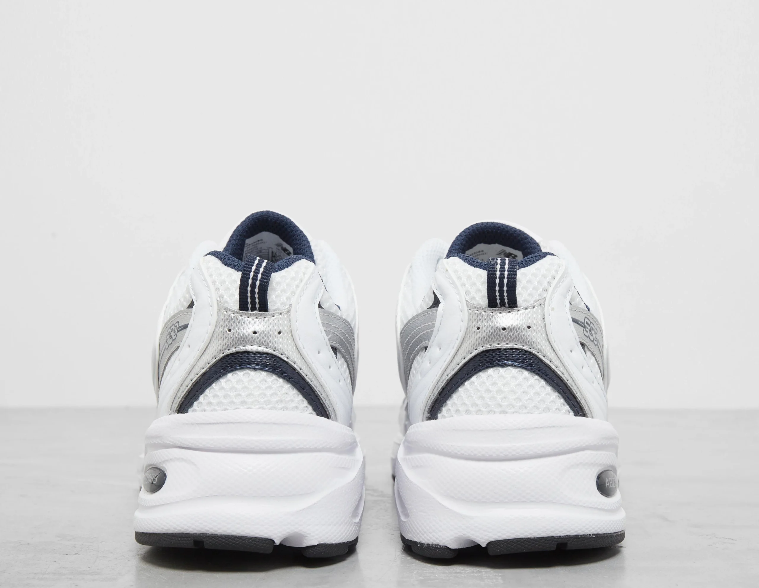 530 Women's – Image 3
