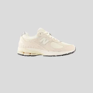 New Balance || M2002RCC - Calm Taupe / Angora
